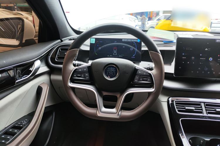 Used BYD Qin PLUS 2024 Honor Edition EV 510KM Beyond Model