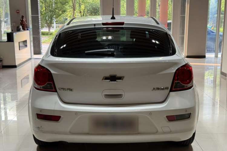 Used Chevrolet Cruze 2013 Hatchback 1.6L Automatic Luxury Model
