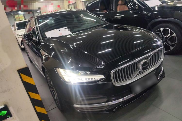 Used Volvo S90 2024 B5 Zhiyi Luxury Edition
