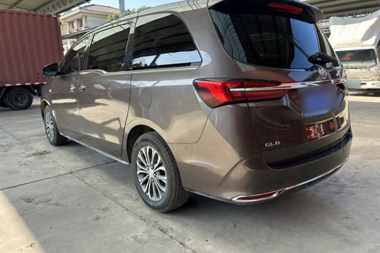 Used Buick GL8 2023 Land Executive Class 652T Luxury Model
