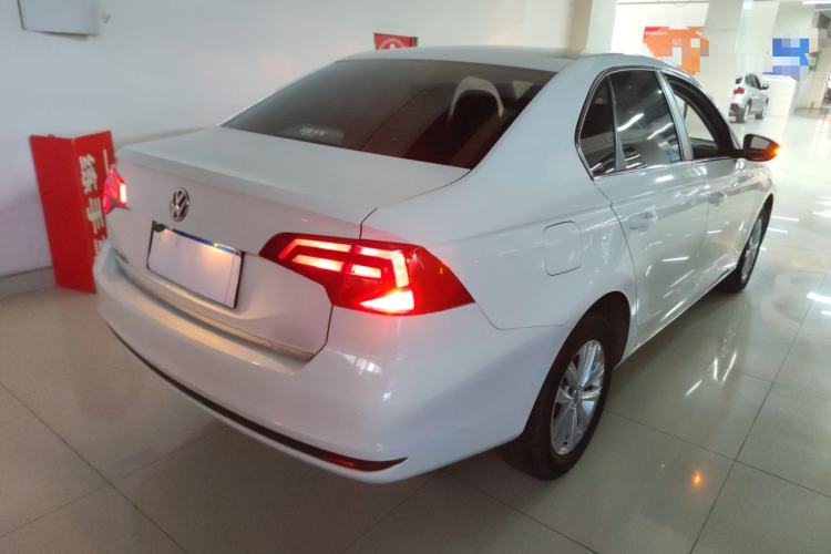 Used Volkswagen Bora 2017 1.6L Automatic Fashion Model