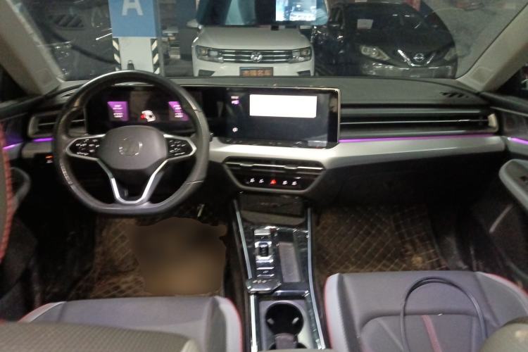 Used Volkswagen Lamando 2023 Lavida L 280TSI DSG Cool & Spicy Edition
