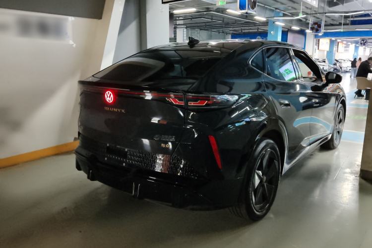 Used Volkswagen ID.UNYX 2024 Pro Long-Range Version