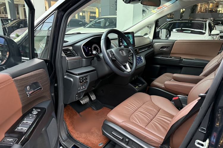 Used Honda Odyssey 2024 2.0L eHEV Sharp·Luxury Edition
