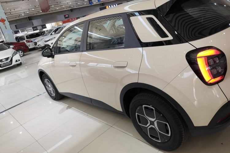 Used AION UT 2025 330 Starlight Edition