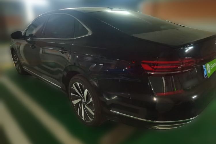 Used Volkswagen Passat 2024 380TSI Luxury Edition
