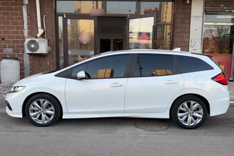 Used Honda Jade 2017 1.8L automatic Comfort version 5 seats