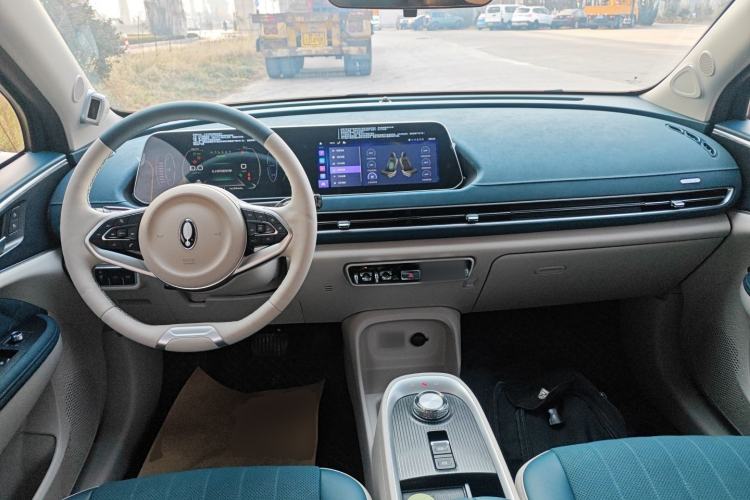 Used ORA Good Cat 2022 Morandi Edition 400km Standard Range Premium Version Lithium-Ion Battery