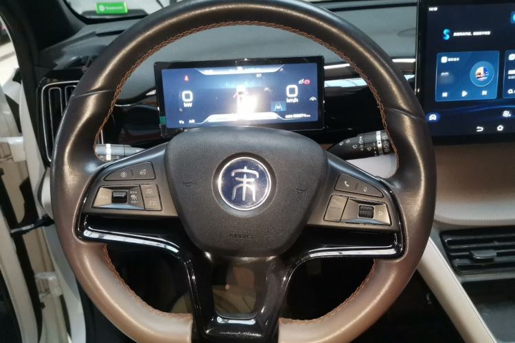 Used BYD Song Pro New Energy 2023 Champion Edition DM-i 110KM Beyond Model
