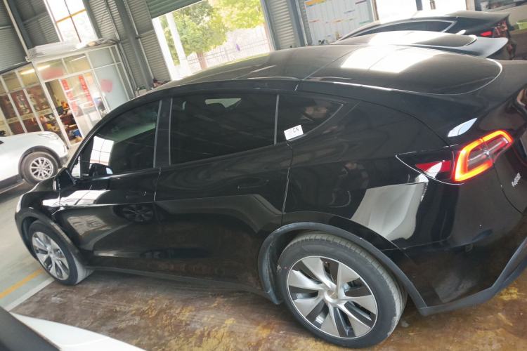 Used Tesla Model Y 2022 Rear-Wheel-Drive Version
