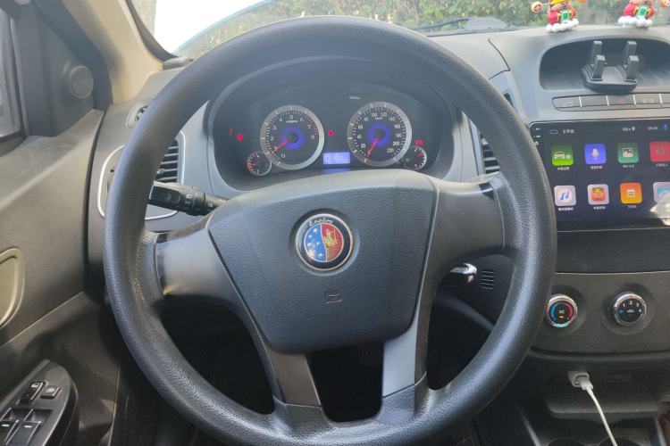 Used Geely Auto Diamond 2015 Sedan 1.5L Manual SuperDeluxe Model
