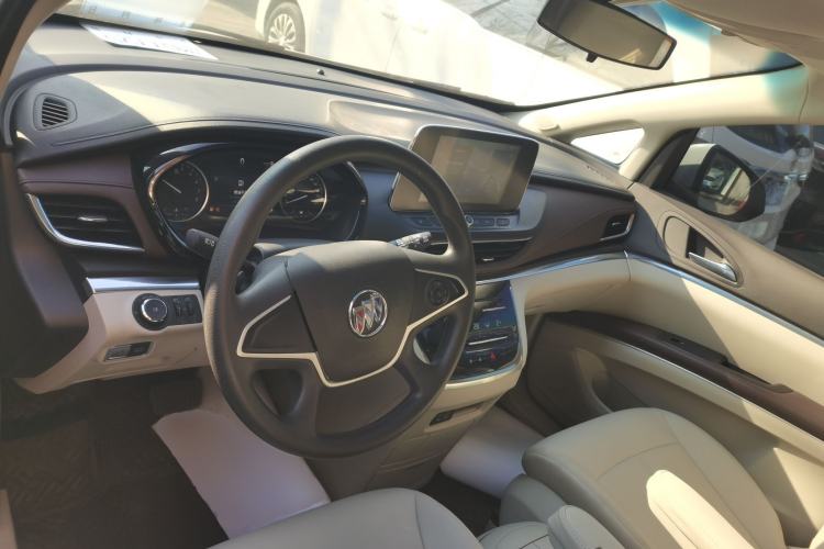 Used Buick GL8 2023 Land Executive Class Comfort Model