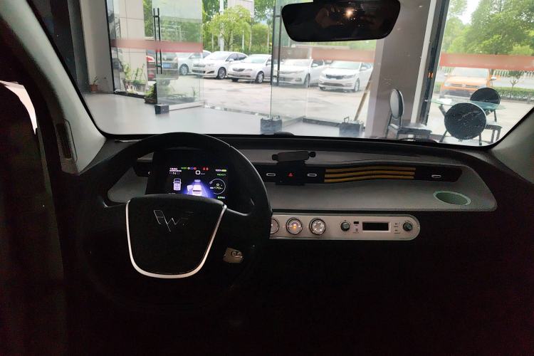 Used Wuling Hongguang MINIEV 2022 Macaron Premium Model – Lithium Iron Phosphate
