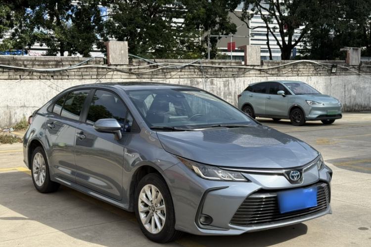 Used Toyota Corolla 2021 Dual-Motor 1.8L E-CVT Elite Edition
