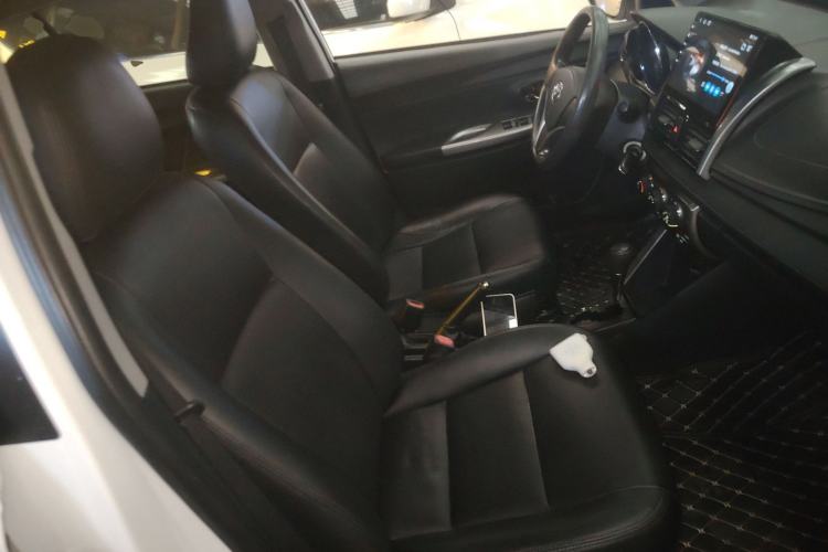 Used Toyota YARiS L 2015 1.5E Automatic Charm Edition
