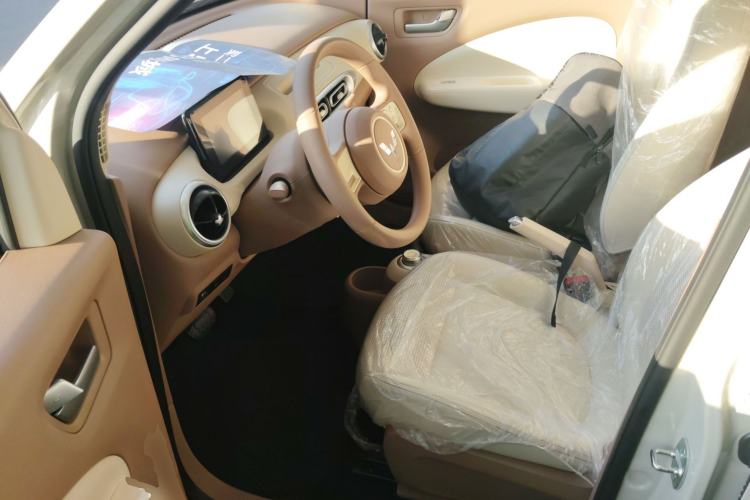 Used Wuling Hongguang MINIEV 2025 Four-Door Version Advanced Edition
