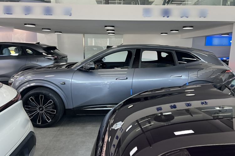 Used  07 2024 Max Extended-Range Edition
