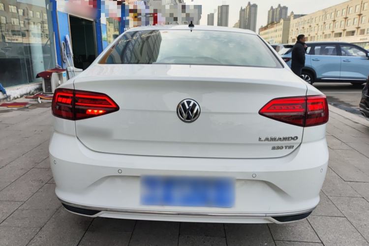 Used Volkswagen Lamando 2019 230TSI DSG Fashion Edition China VI
