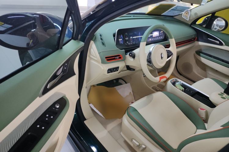 Used ORA Good Cat 2022 Morandi Edition 400km Standard Range Luxury Version Lithium Iron Phosphate