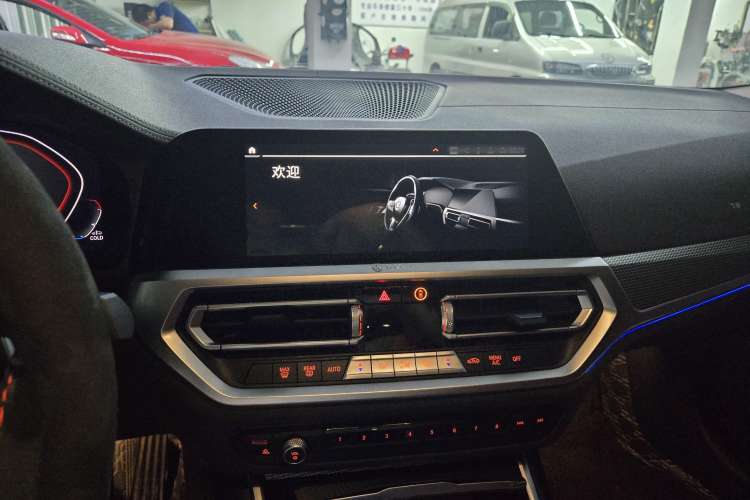 Used BMW 3 Series 2021 Second Facelift 325Li M Sport Night Edition Package
