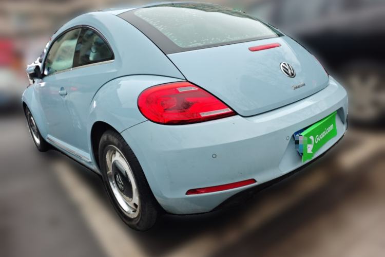 Used Volkswagen Beetle 2015 180TSI model

