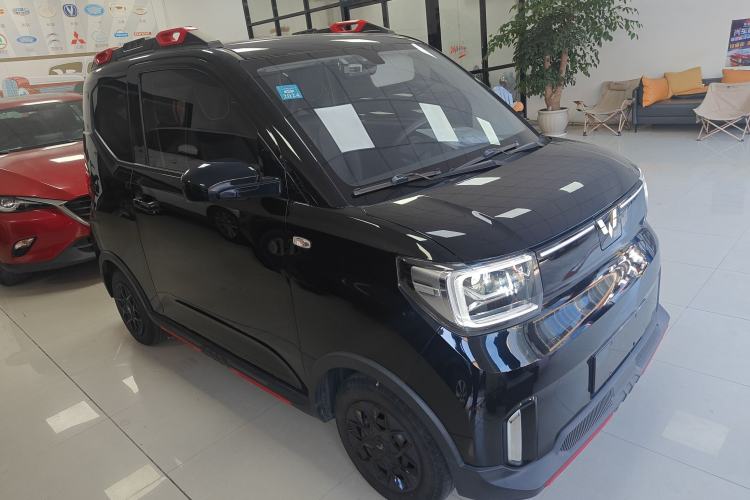 Used Wuling Hongguang MINIEV 2022 GAMEBOY 200km Gaming Edition with Lithium Iron Phosphate
