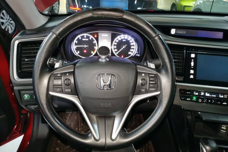 Used Honda Spirior 2015 2.0L Prestige Edition

