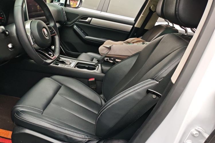 Used BYD Tang 2018 2.0T Automatic Smart Connect Prestige 7-Seater China V Standard
