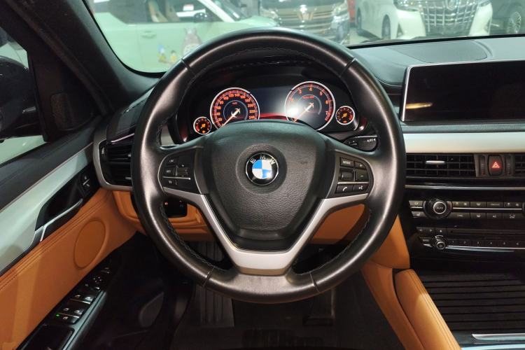 Used BMW X6 2018 xDrive28i
