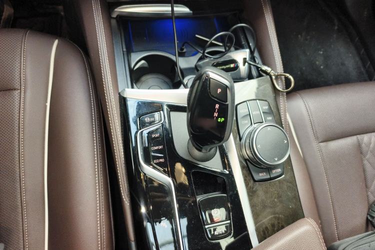 Used BMW 5 Series 2022 Second Facelift 525Li M Sport Package