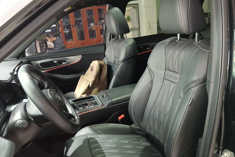 Used GAC Trumpchi GS8 2022 Dual-Engine Series 2.0TM Two-Wheel Drive Prestige Edition (7 Seats)
