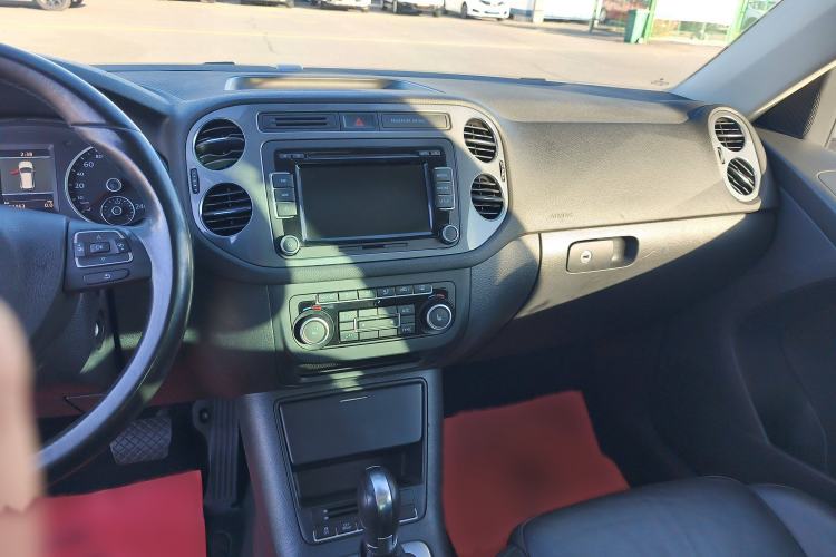 Used Volkswagen Tiguan 2012 2.0 TSI Automatic All-Wheel Drive Flagship Edition