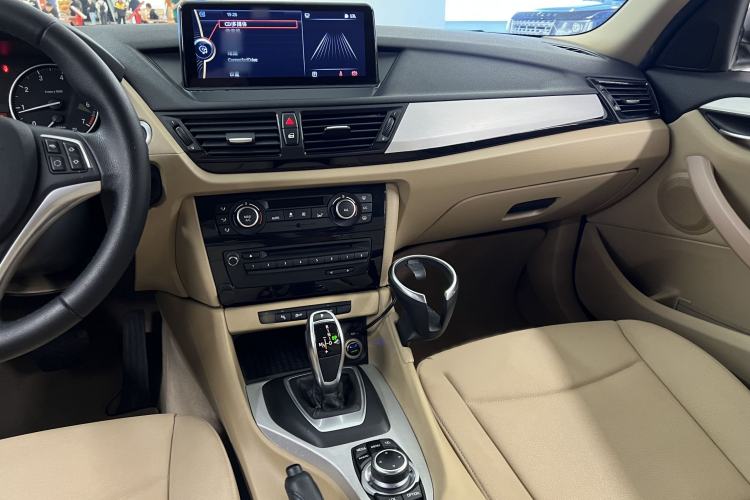 Used BMW X1 2014 sDrive18i Leading Model
