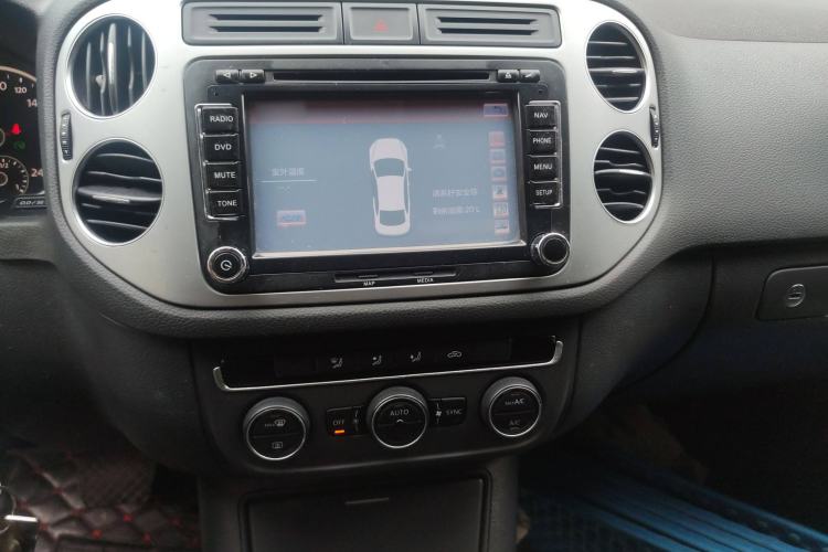 Used Volkswagen Tiguan 2015 1.8TSI Automatic All-Wheel Drive Comfort Edition
