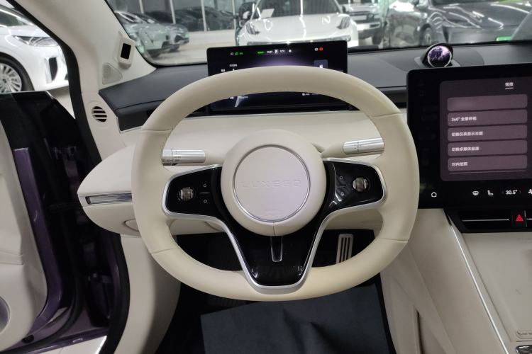 Used Hima Luxeed S7 2024 Ultra Four-Wheel Drive Flagship Edition
