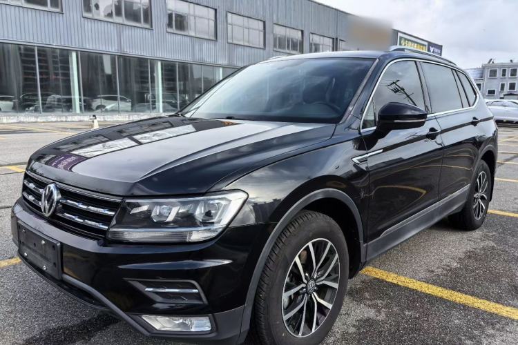 Used Volkswagen Tiguan L 2017 330TSI Automatic Two-Wheel Drive Luxury Edition