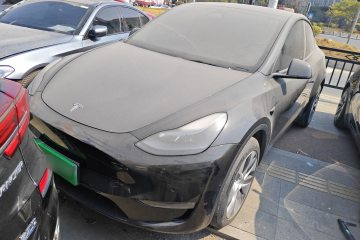 Used Tesla Model Y 2023 Long-Range All-Wheel-Drive Version