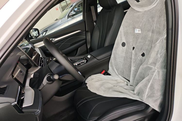 Used Geely Auto Preface 
