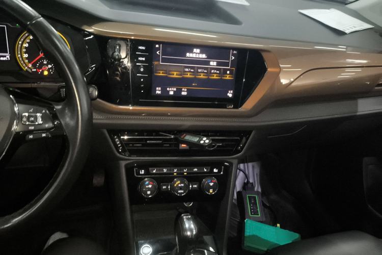 Used Volkswagen Tharu 2020 280TSI Two-Wheel Drive Luxury Edition China VI Standard
