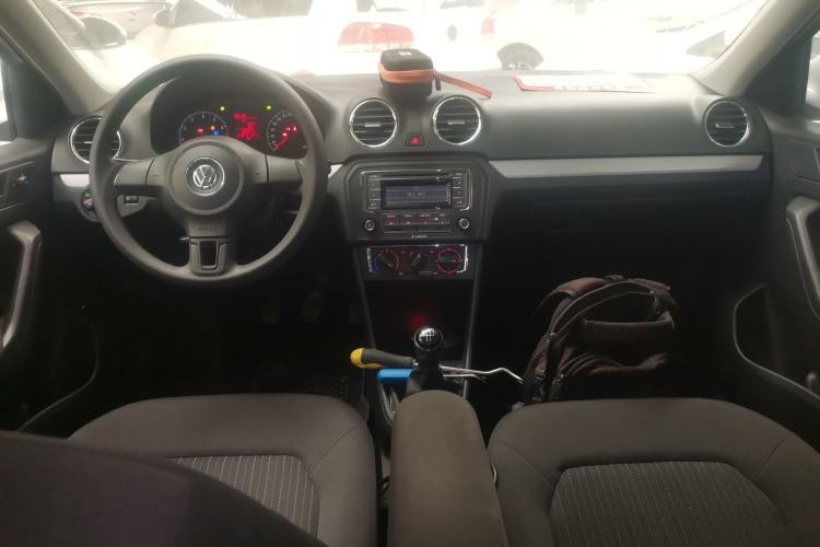 Used Volkswagen Jetta 2015 Zhuihui Edition 1.6L Manual Comfort Model
