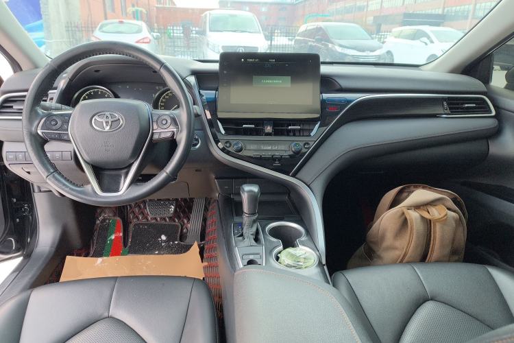 Used Toyota Camry 2023 2.0G Luxury Edition