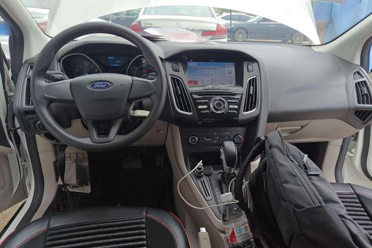 Used Ford Focus 2018 Sedan Classic 1.6L Automatic Comfort Plus Smart Drive Version
