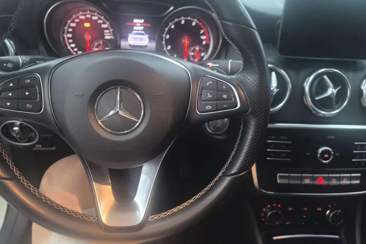 Used Mercedes-Benz GLA 2018 GLA 200 Fashion Model
