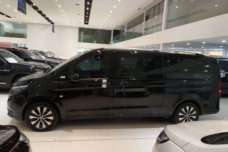 Used Mercedes-Benz Vito 2023 2.0T Business Version 7 Seats