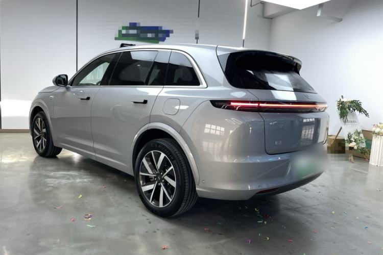 Used Li Auto L7 2023 Air model
