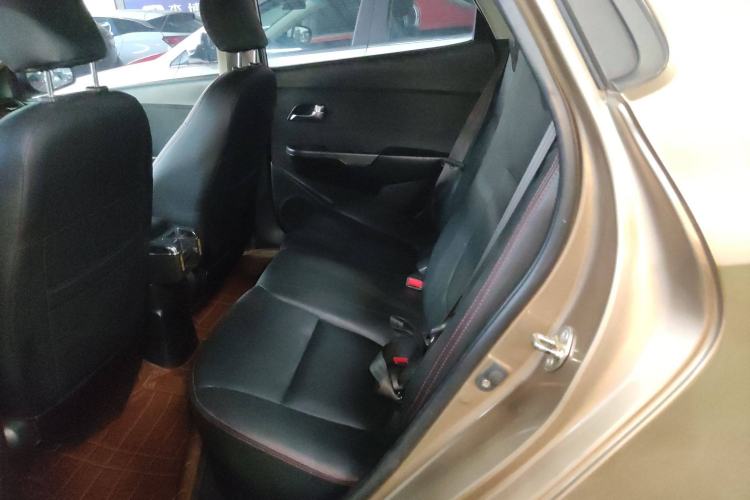 Used Kia K2 2015 Sedan 1.4L MT GLS
