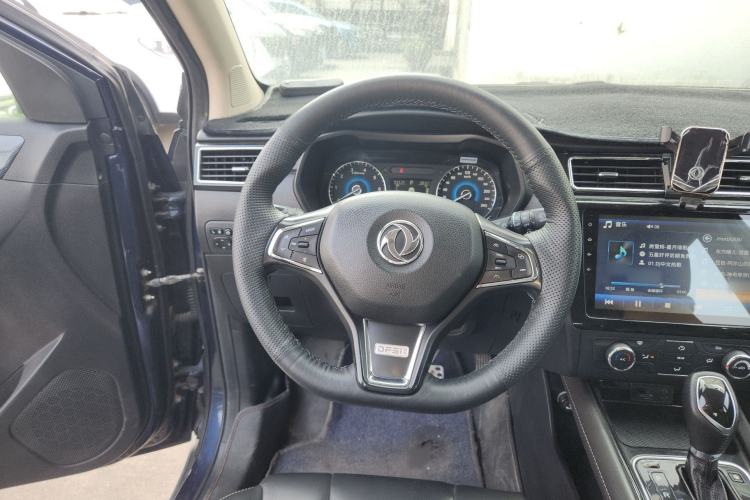 Used Dongfeng Fengon 580 2016 Revised Version 1.5T CVT Luxury Edition
