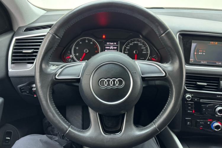 Used Audi Q5 2015 40 TFSI Trendy Edition
