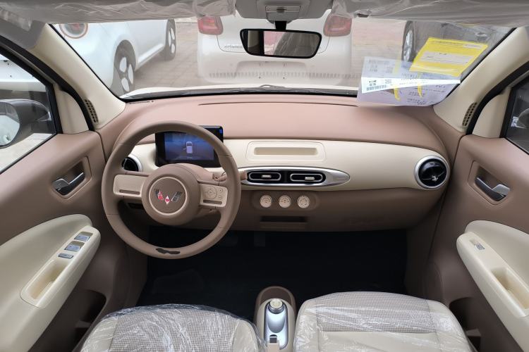 Used Wuling Hongguang MINIEV 2025 Four-Door Version Advanced Edition
