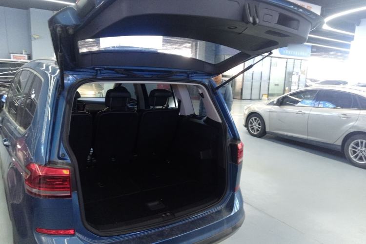 Used Volkswagen Touran 2018 Volkswagen Touran L 280TSI DSG Boundary Edition 7 Seats China V Emission Standard
